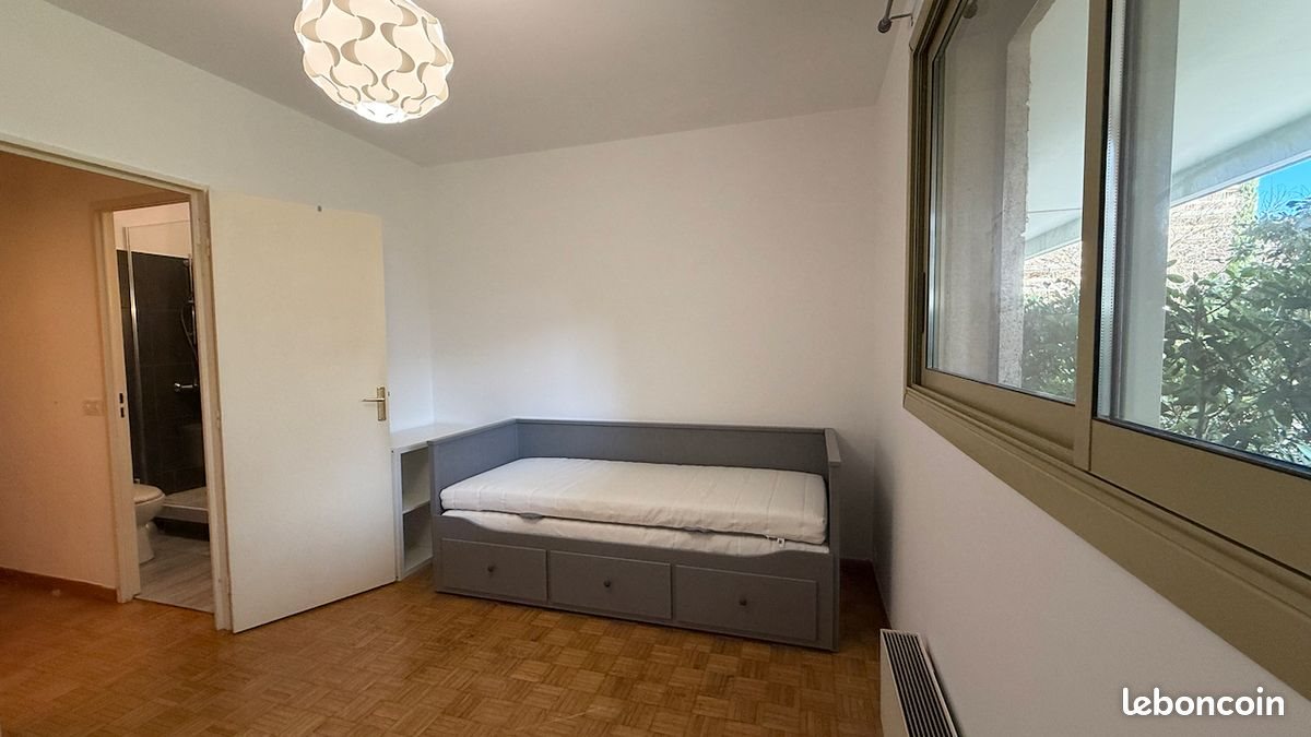 Appartement à louer, 19m², Marseille 9ème