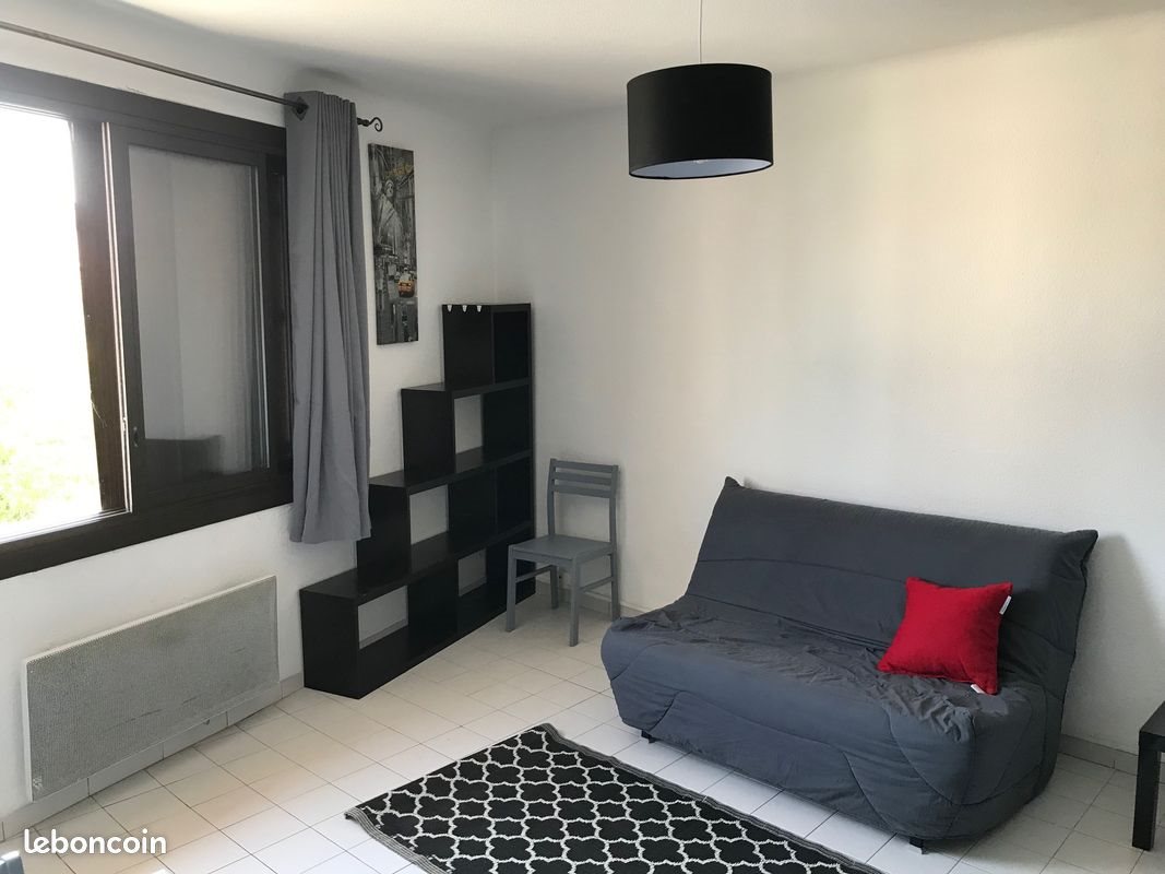 Appartement à louer, 25m², Nîmes