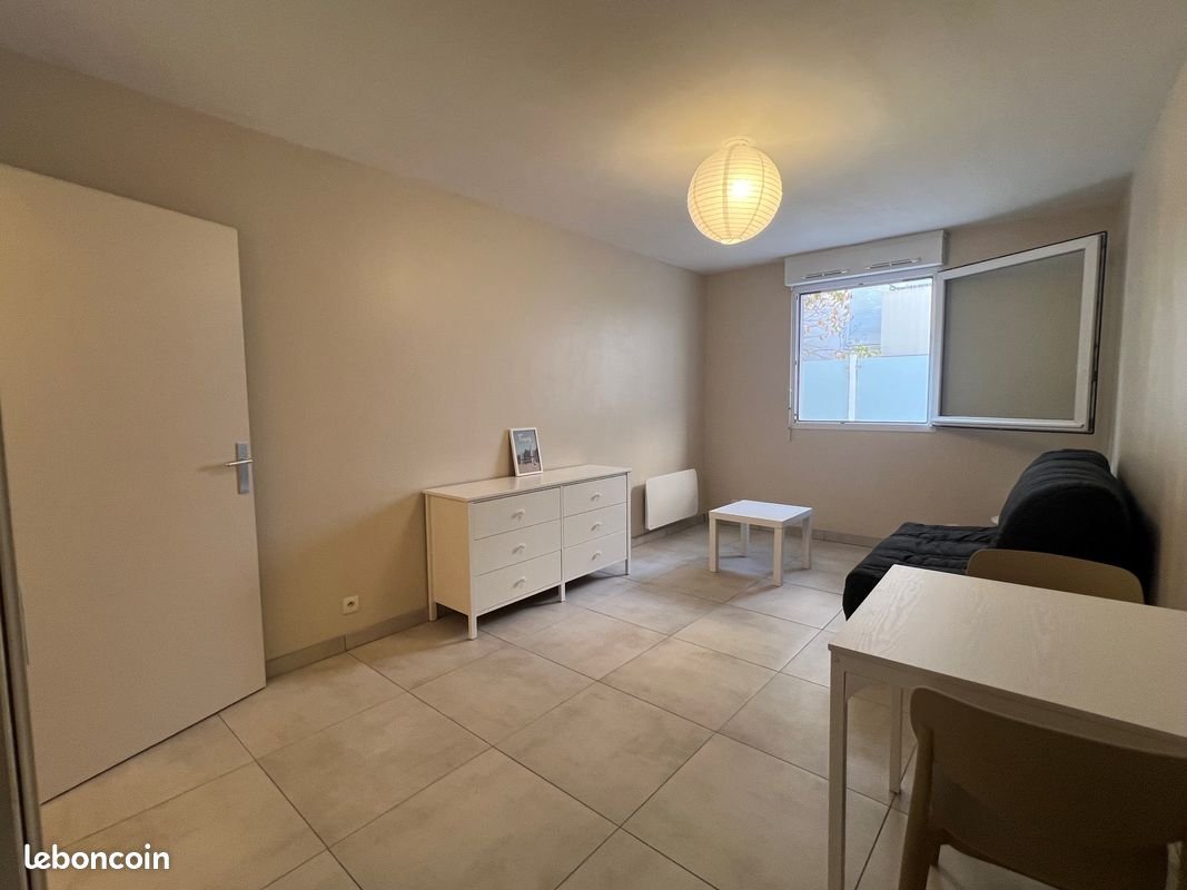 Appartement à louer, 21m², Tours