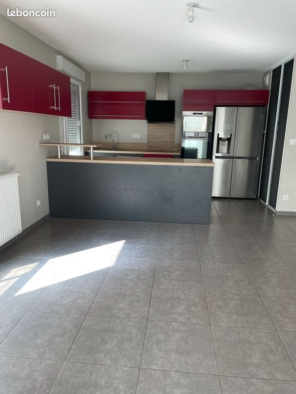 Appartement à louer, 81m², Vaulx-en-Velin