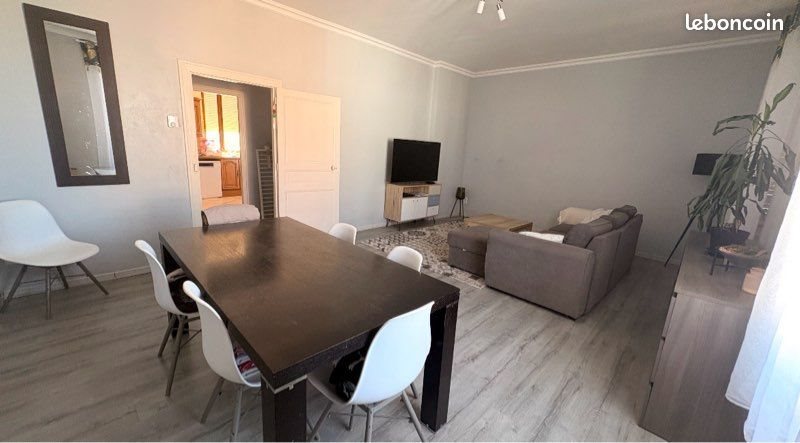 Appartement à louer, 120m², Commentry