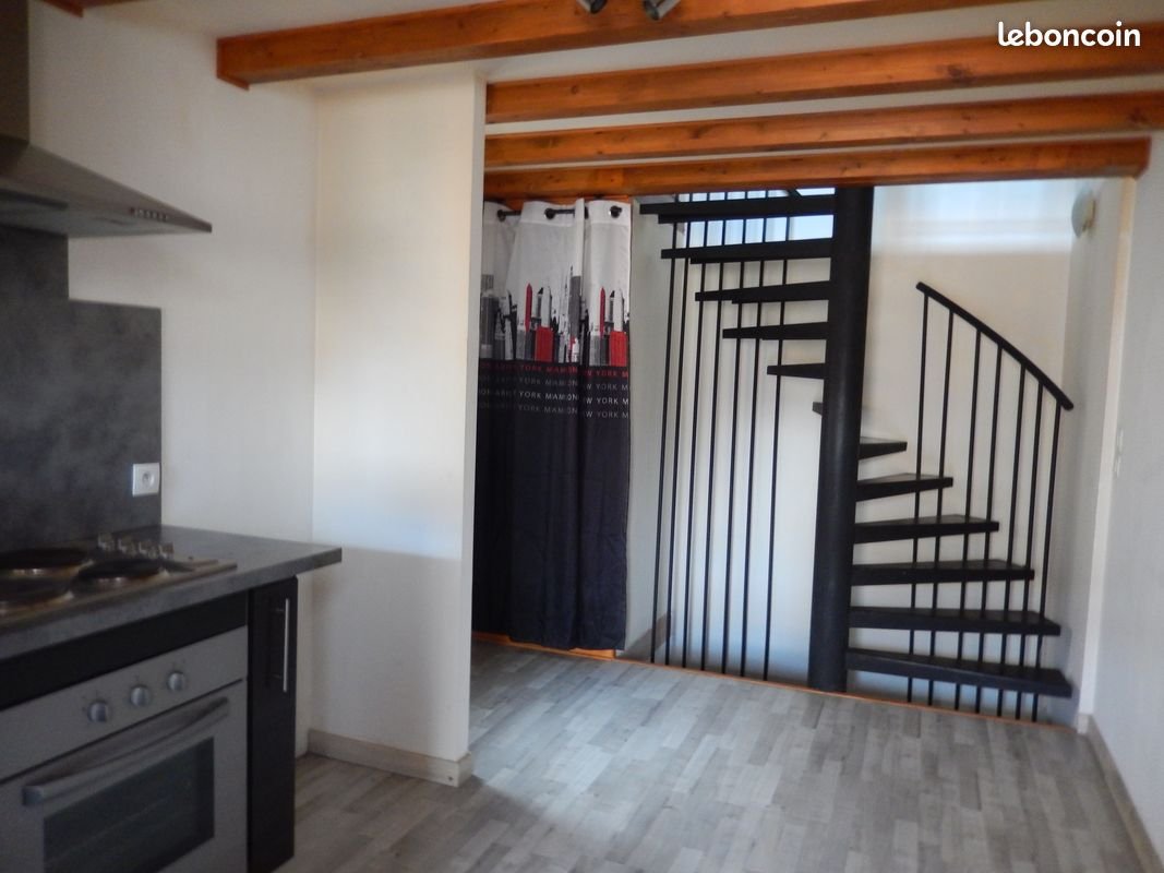 Maison à louer, 45m², Villeveyrac