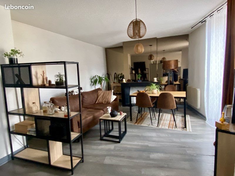 Appartement à louer, 75m², Tullins