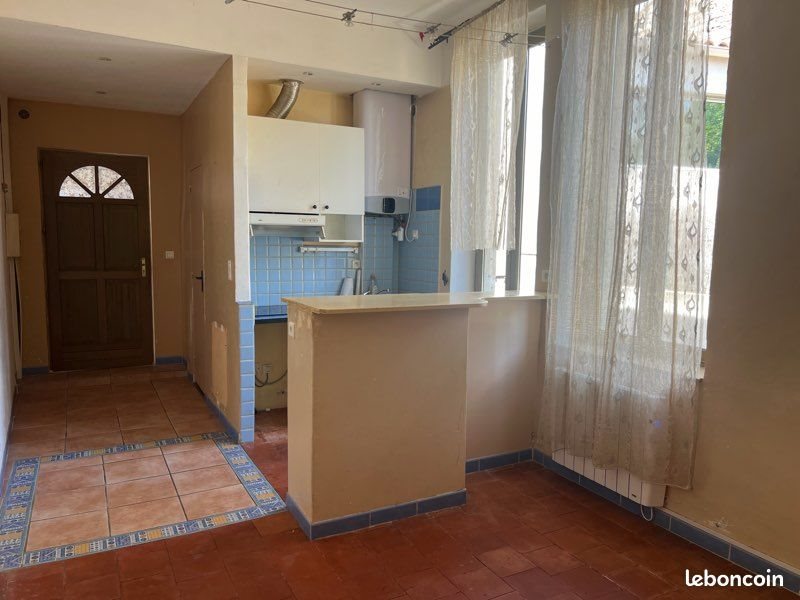 Appartement à louer, 32m², Nîmes