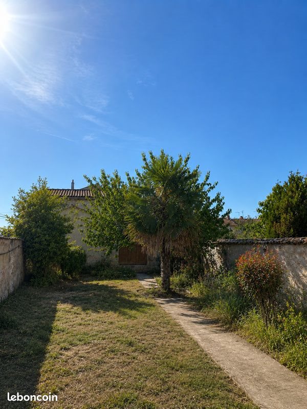 Maison à louer, 110m², Saint-Jean-d'Angély