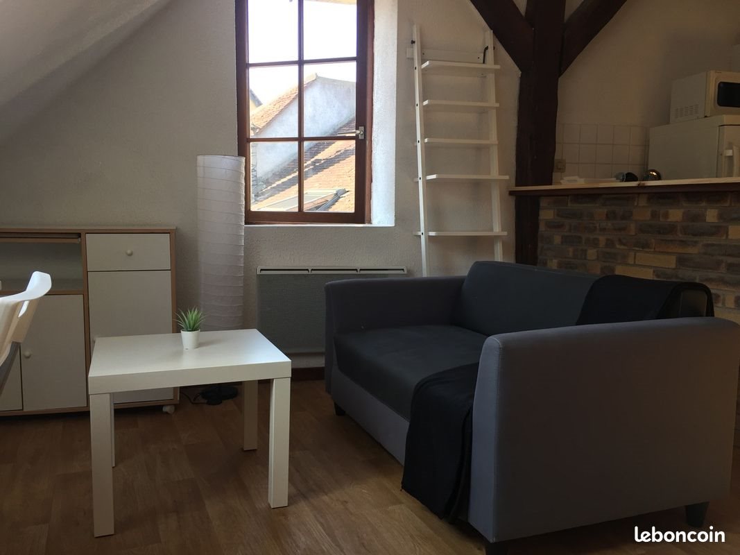 Appartement à louer, 25m², Auxerre