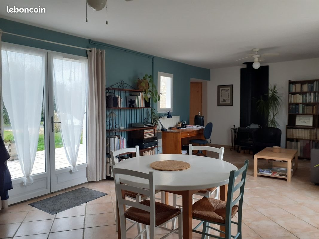 Maison à vendre, 104m², Pont-l'Abbé-d'Arnoult