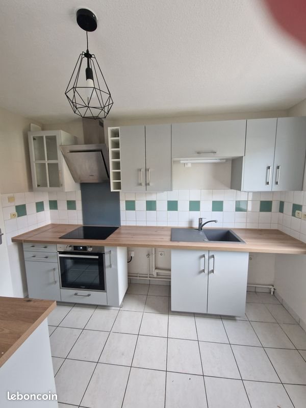 Maison à louer, 80m², Issoudun