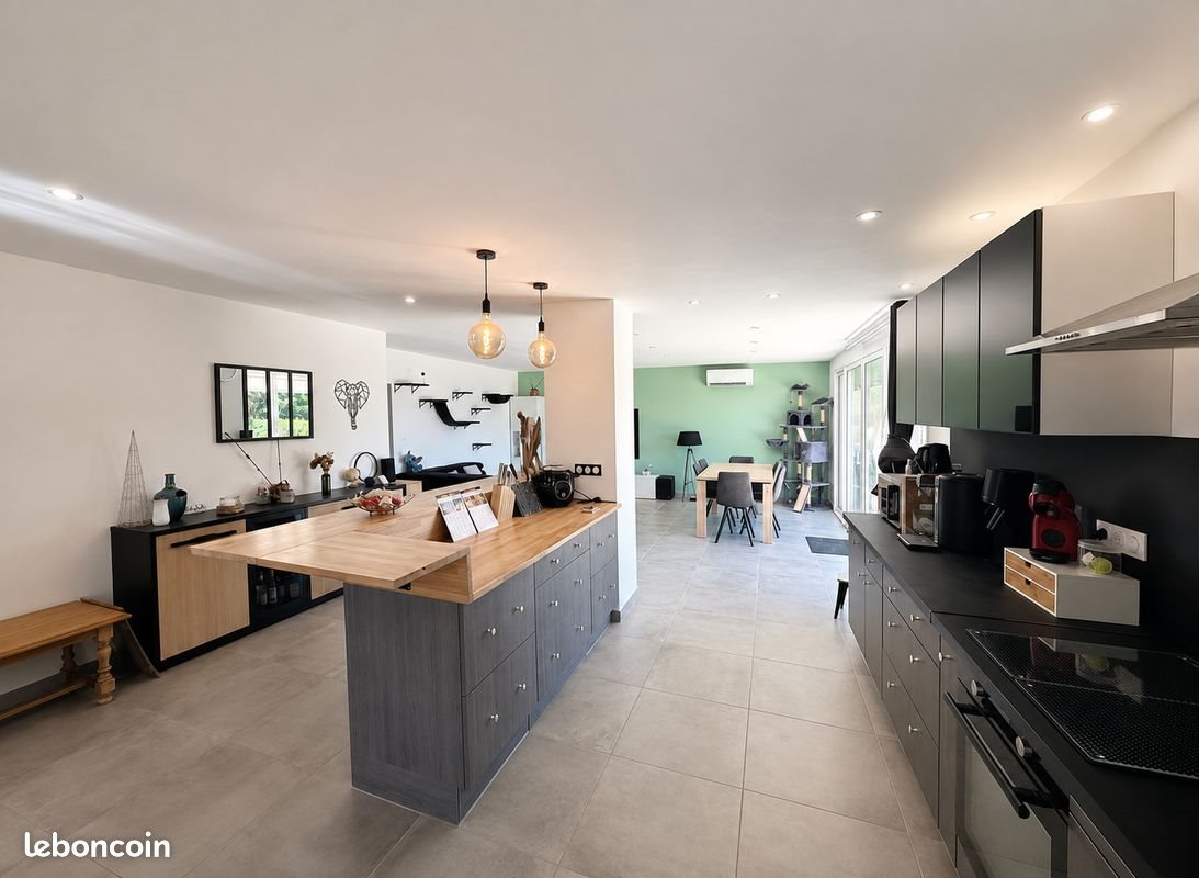 Maison à vendre, 180m², Lagorce