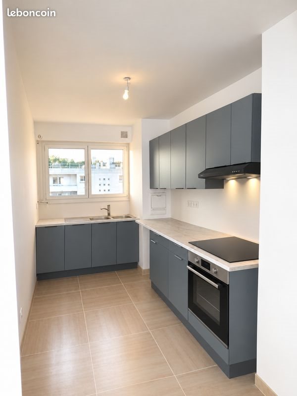 Appartement à louer, 83m², Versailles