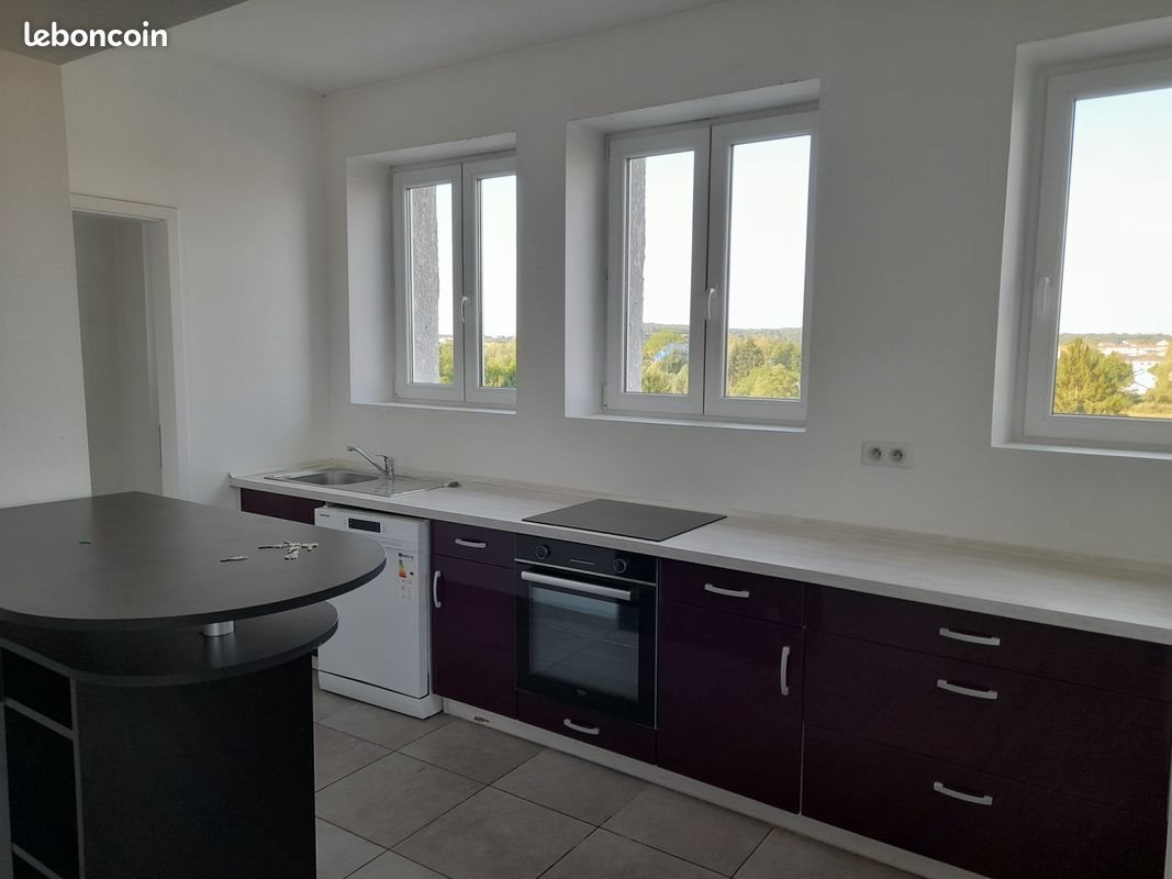 Appartement à louer, 90m², Puttelange-aux-Lacs