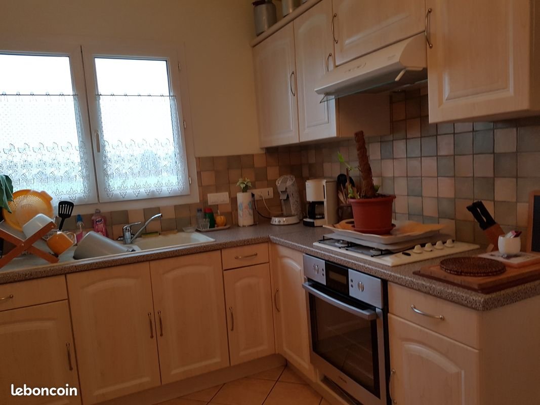 Maison à louer, 125m², Laroin