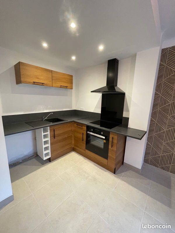 Appartement à louer, 57m², Lourdes