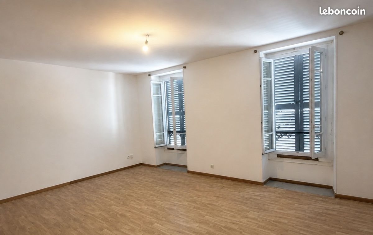 Appartement à louer, 46m², Clamecy