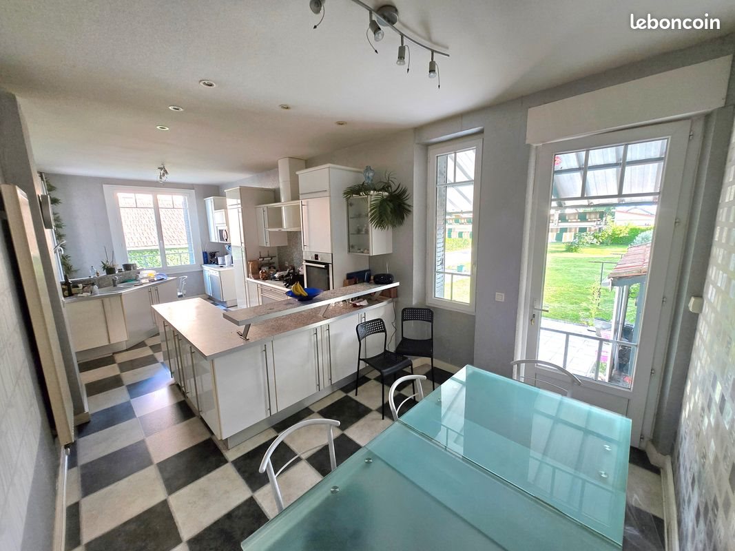 Maison à vendre, 144m², Séméac