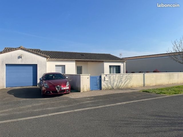 Maison à louer, 115m², Exireuil