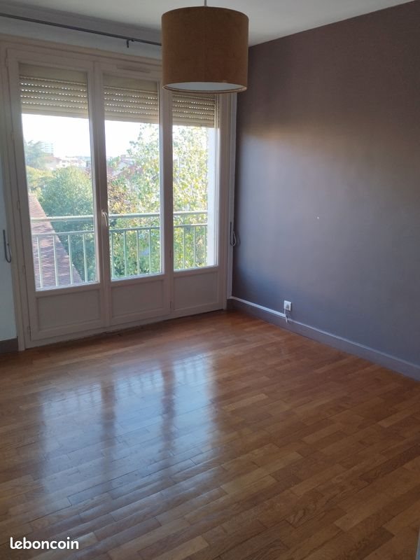 Appartement à louer, 53m², Vichy