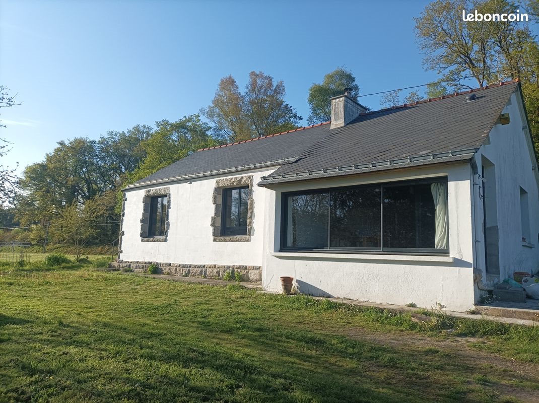 Maison à louer, 90m², Guéhenno