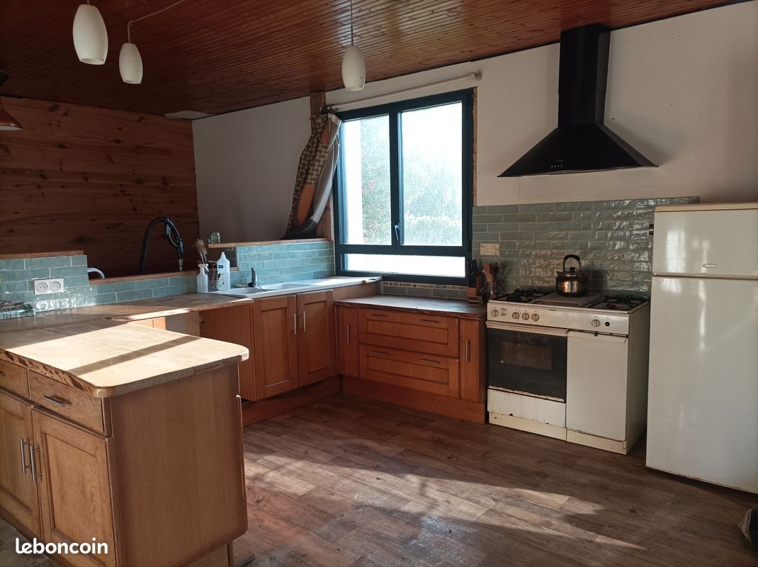Maison à louer, 90m², Guéhenno