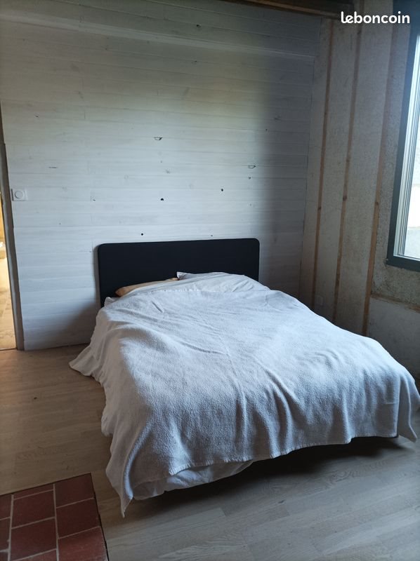 Maison à louer, 90m², Guéhenno