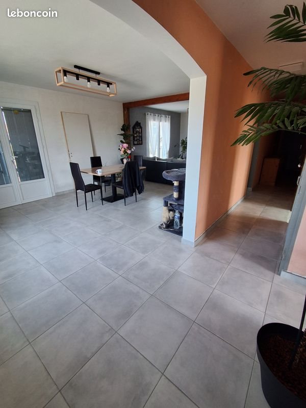 Maison à vendre, 107m², Persac