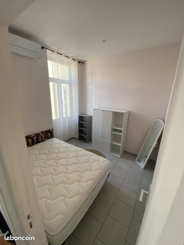 Appartement à louer, 28m², Nîmes