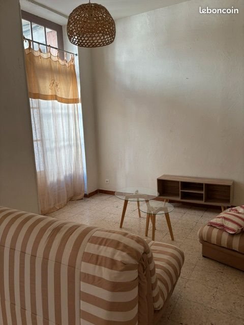 Appartement à louer, 55m², Nîmes