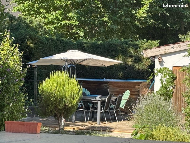Maison à louer, 130m², Saint-Just-Saint-Rambert