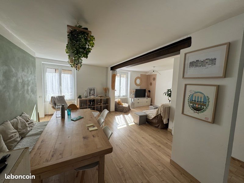 Maison à louer, 130m², Saint-Just-Saint-Rambert