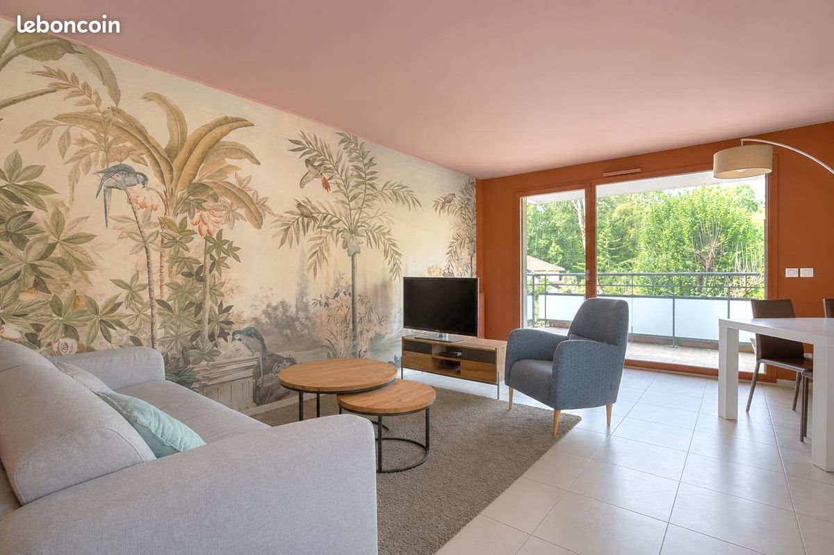 Appartement à louer, 98m², Prévessin-Moëns