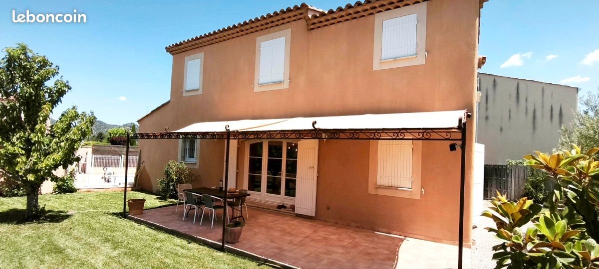 Maison à vendre, 125m², Peyrolles-en-Provence