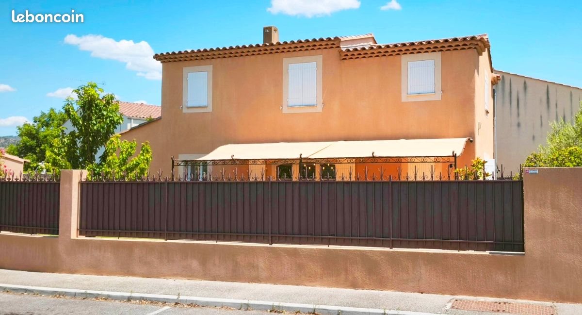 Maison à vendre, 125m², Peyrolles-en-Provence