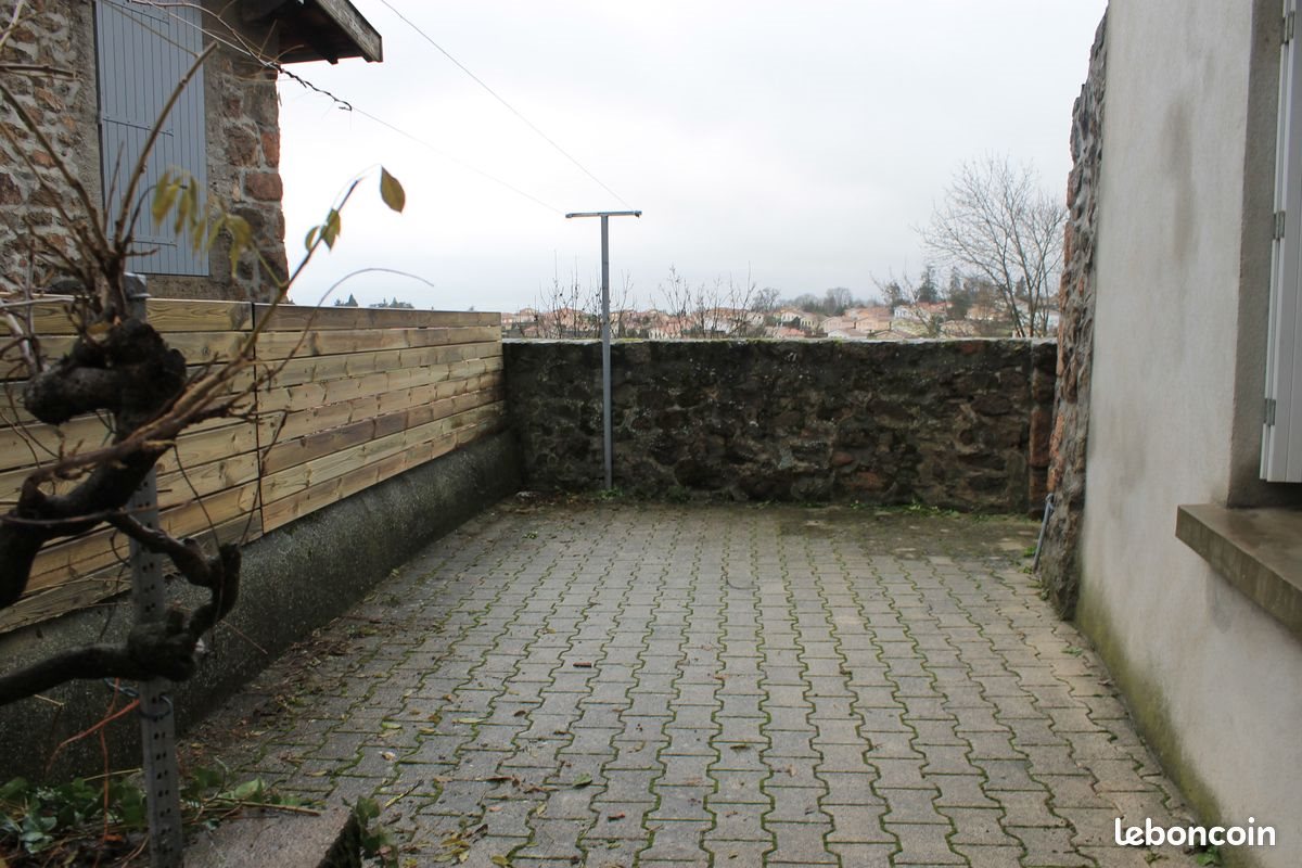 Maison à louer, 80m², Saint-Symphorien-sur-Coise