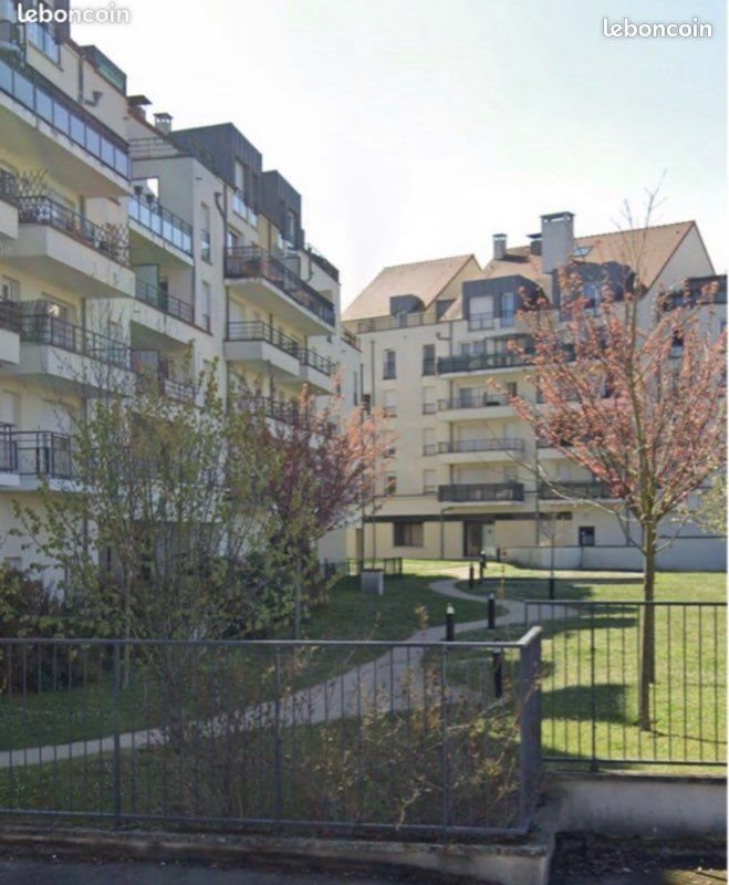 Appartement à louer, 39m², Trappes