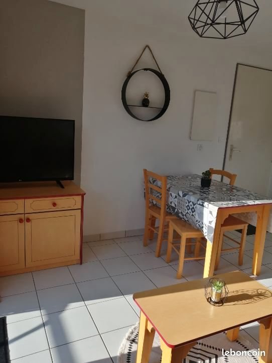 Appartement à louer, 28m², Saint-Geniez-d'Olt