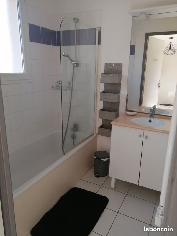 Appartement à louer, 28m², Saint-Geniez-d'Olt