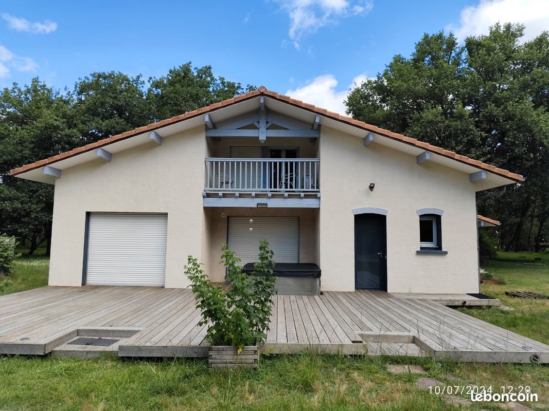 Maison à louer, 149m², Sabres