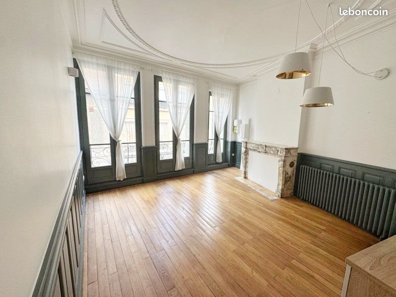 Appartement à louer, 68m², Autun