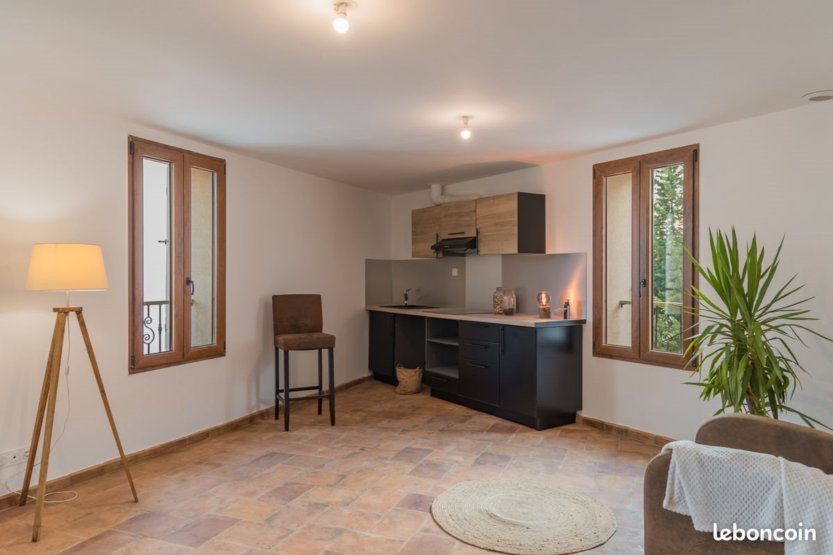 Appartement à louer, 61m², Maillane