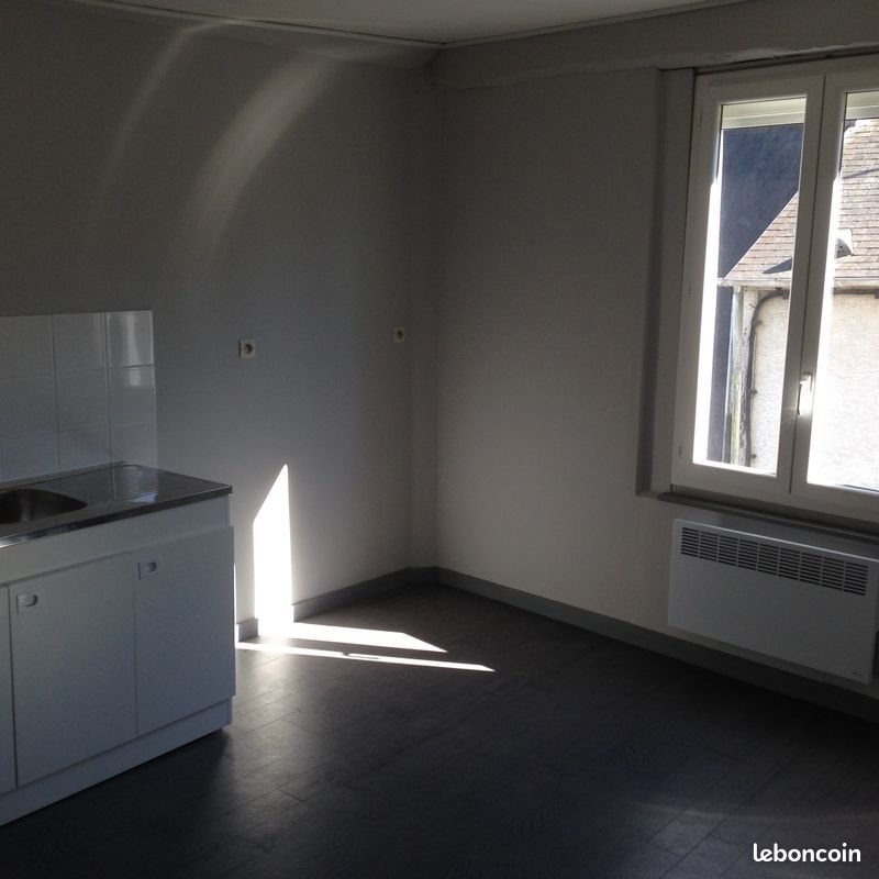 Appartement à louer, 38m², Saint-Hilaire-du-Harcouët