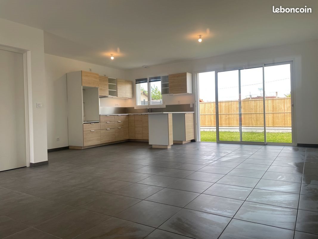 Maison à louer, 90m², Saint-Médard-d'Eyrans