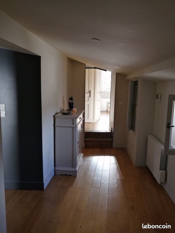 Appartement à louer, 62m², Valréas