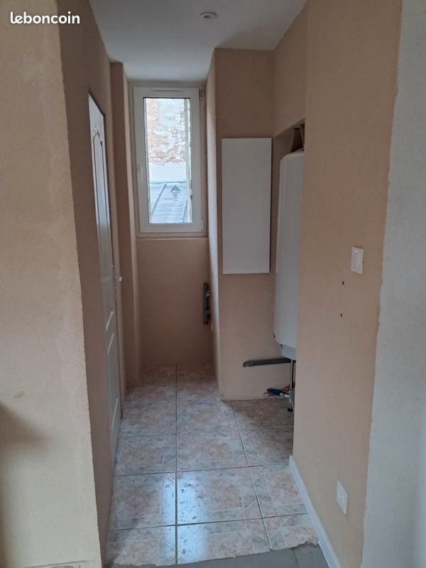 Appartement à louer, 72m², Sombernon