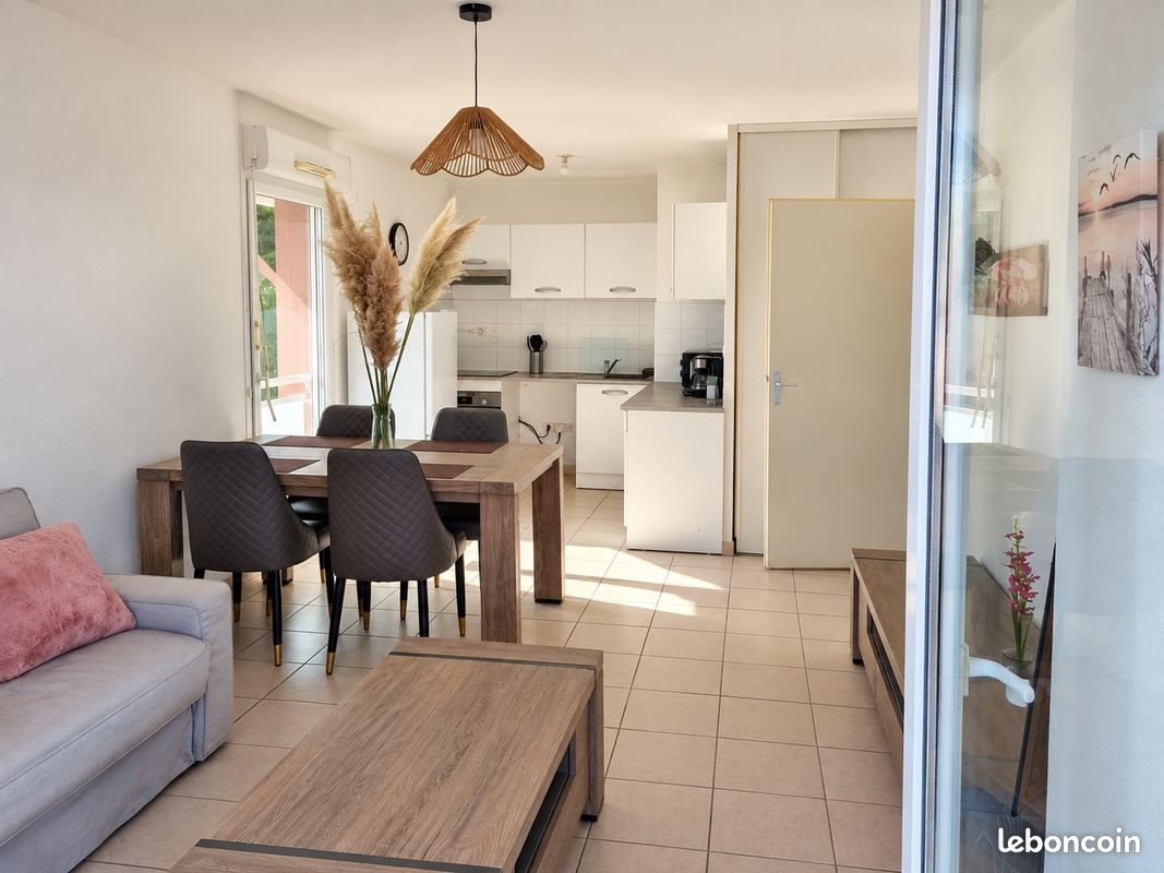 Appartement à louer, 47m², Miramas