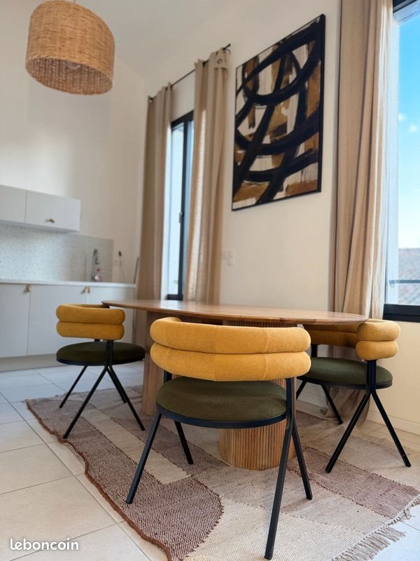 Appartement à louer, 62m², Nîmes
