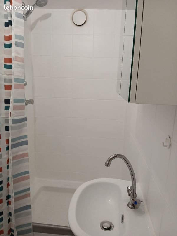 Appartement à louer, 13m², Paris 17ème