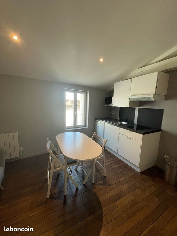 Appartement à louer, 22m², Poitiers
