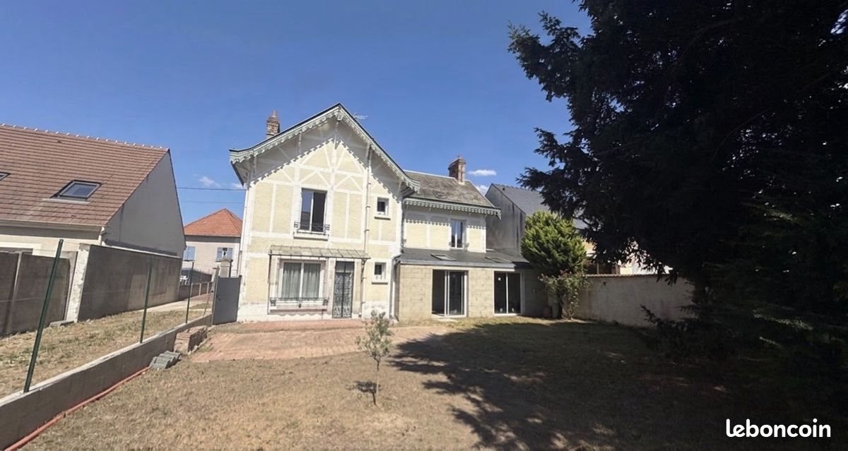 Maison à vendre, 227m², Bornel
