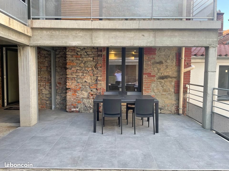Appartement à louer, 25m², Saint-Etienne