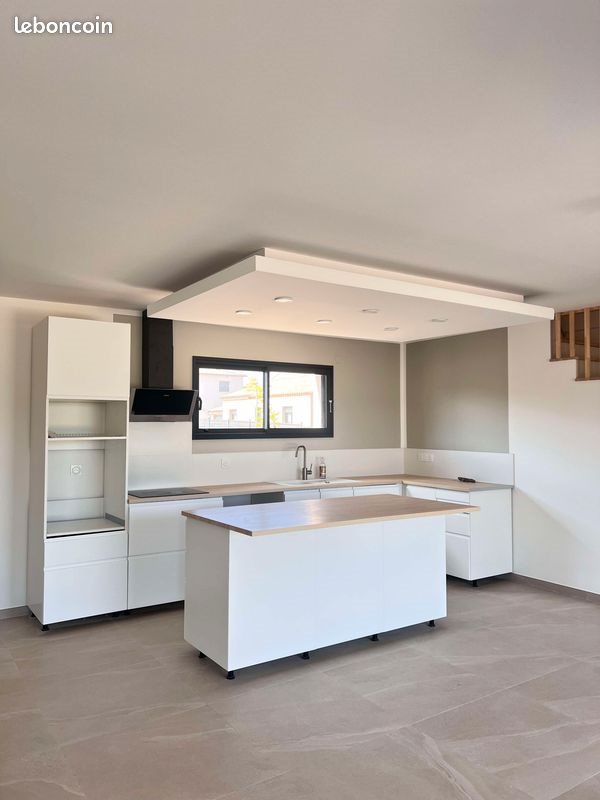 Maison à louer, 135m², Arpaillargues-et-Aureillac